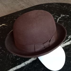 Beautiful espresso color bowler hat high quality wool one of the best quality